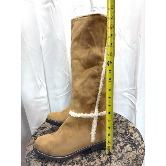 Comfort Est 1946 Women’s Suede Boots Side Zip Size 8W - Picture 3 of 12